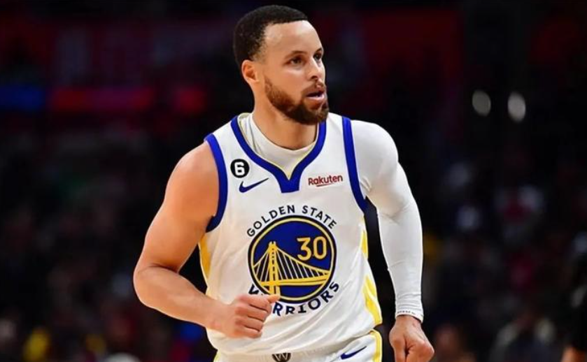 体育投注-阿扎伦卡连续三场比赛得分超过出色发挥，勇士不断突破！全场沸腾不已的简单介绍-体育投注